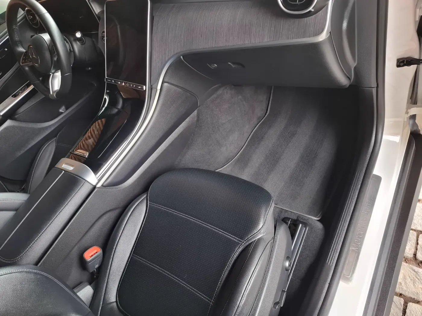 Limpieza profunda de interior de vehículo 4